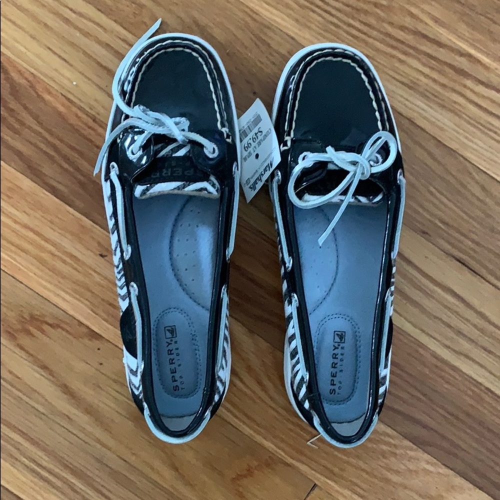 COPY - NWT. Black Zebra Sperry’s. Size 6